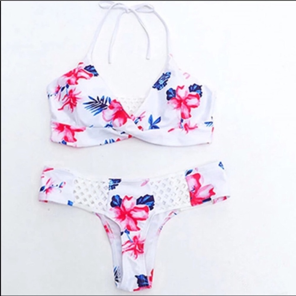 Two Piece floral bikini
